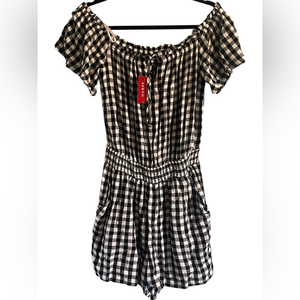 GUESS Romper Black & White Gingham Size M NWT 🏷️ has pockets!!